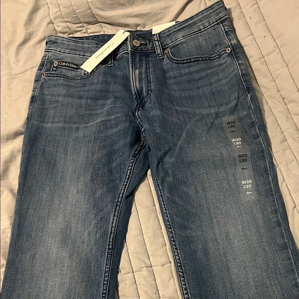 Calvin Klein Men's Slim Straight Jeans - Medium Blue - Picture 2 of 5